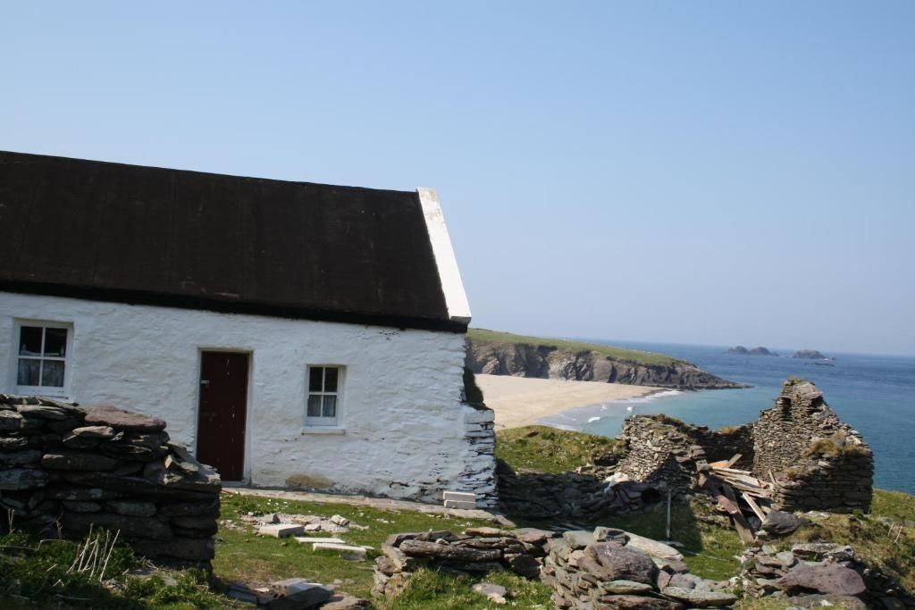 Дома для отпуска Dingle Courtyard Holiday Homes 3 Bed Type A Дингл-60